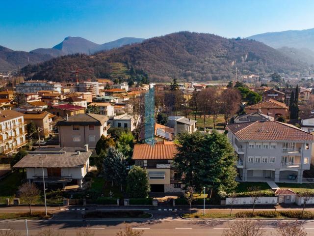 Villa Indipendente in vendita a Zona Nord, Brescia