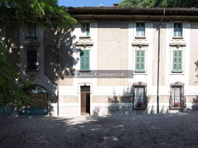 Villa Indipendente in vendita a Zona Centro, Brescia