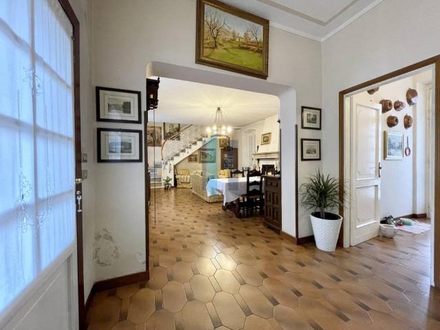 Villa Indipendente in vendita a Zona Ovest, Brescia