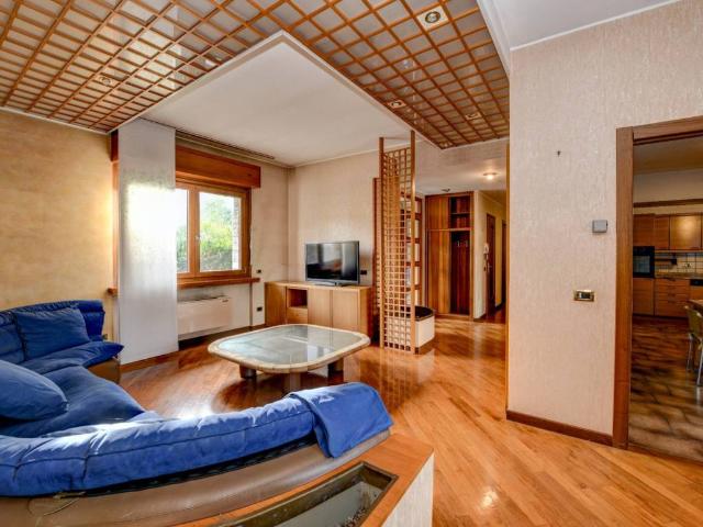 Villa Indipendente in vendita a Zona Est, Brescia