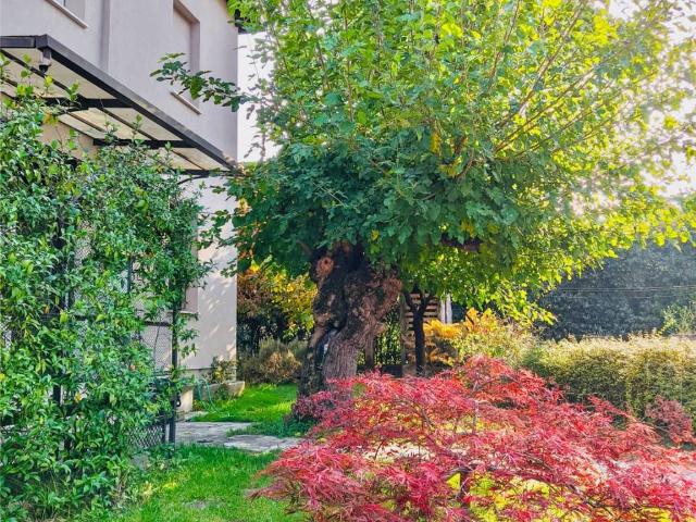 Villa Indipendente in vendita a Zona Nord, Brescia
