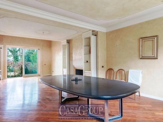 Villa Indipendente in vendita a Zona Nord, Brescia
