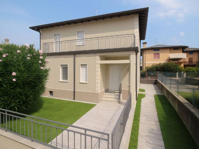 Villa Indipendente in vendita a Zona Ovest, Brescia