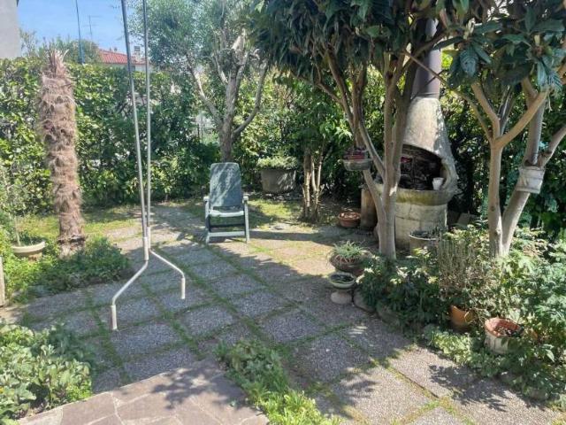 Villa Indipendente in vendita a Zona Ovest, Brescia