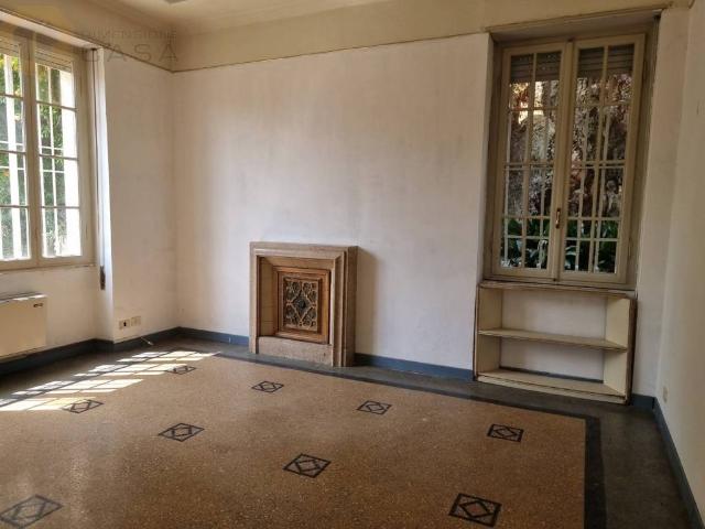 Villa Indipendente in vendita a Zona Est, Brescia