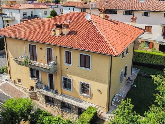 Villa Indipendente in vendita a Zona Ovest, Brescia