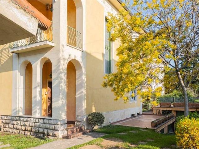Villa Indipendente in vendita a Zona Nord, Brescia