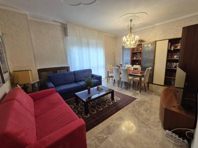 Villa Indipendente in vendita a Zona Est, Brescia
