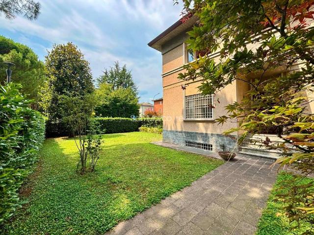 Villa Indipendente in vendita a Zona Nord, Brescia