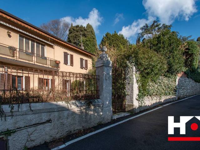 Villa Indipendente in vendita a Zona Est, Brescia