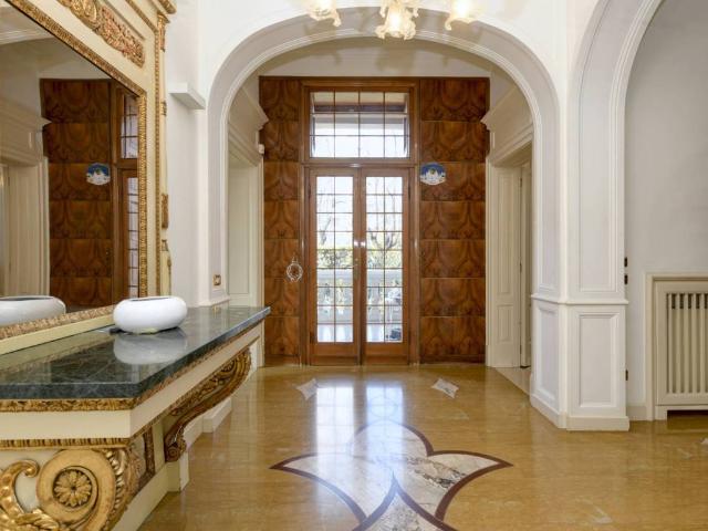 Villa Indipendente in vendita a Zona Centro, Brescia