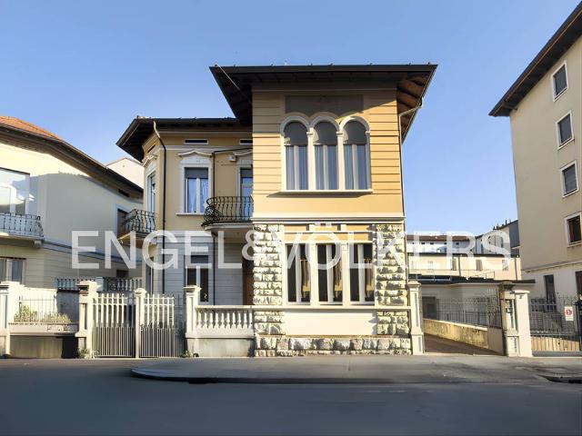 Villa Indipendente in vendita a Zona Nord, Brescia