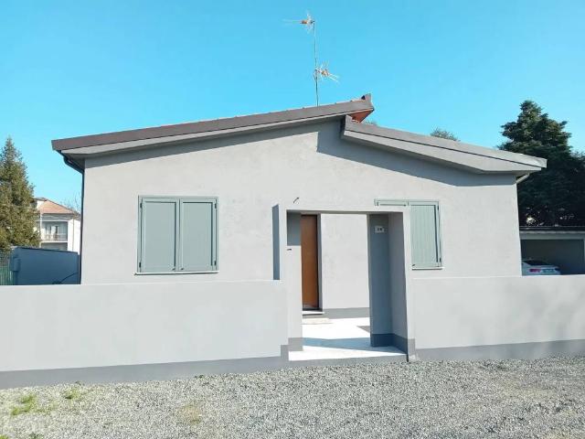 Villa Indipendente in vendita a Corte grande, Bressana Bottarone