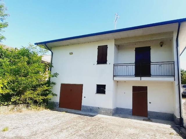 Villa Indipendente in vendita a Bressana Bottarone, Lombardia