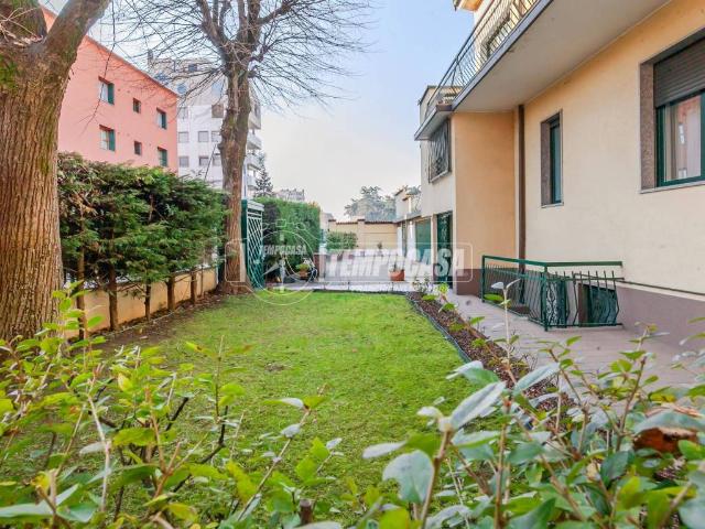 Villa Indipendente in vendita a Zona Omogenea Milano Nord, Bresso