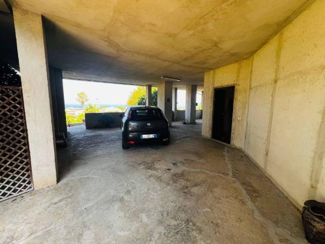 Villa Indipendente in vendita a Calabria, Vibo Valentia