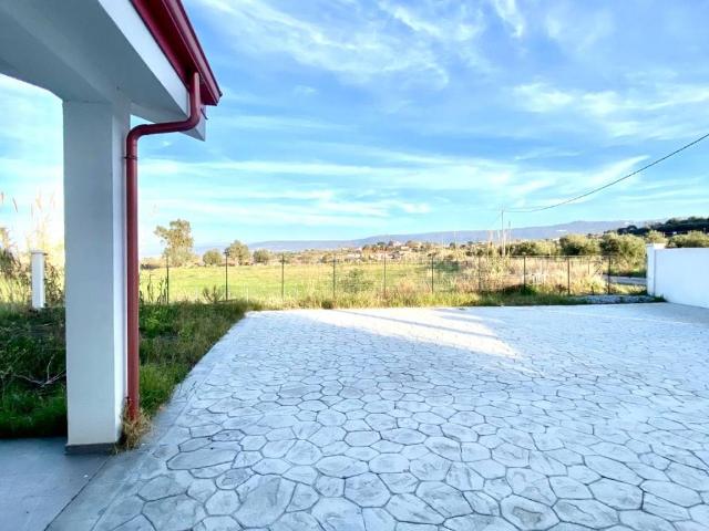 Villa Indipendente in vendita a Briatico, Vibo Valentia