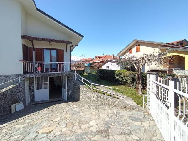 Villa Indipendente in vendita a Piemonte, Torino