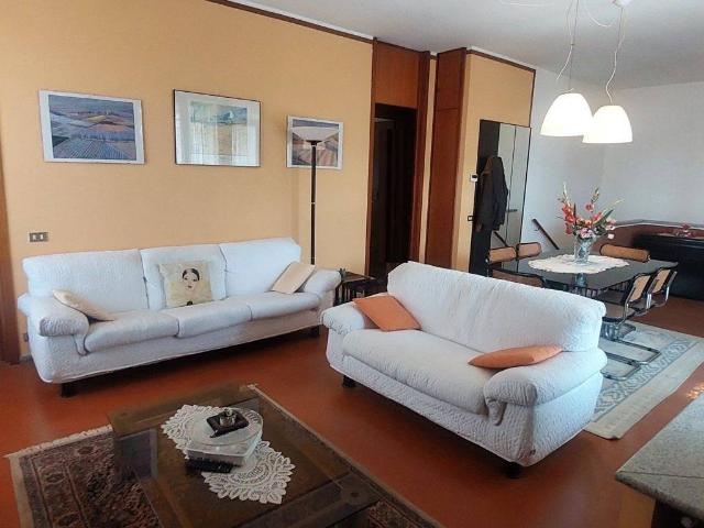 Villa Indipendente in vendita a Piemonte, Novara