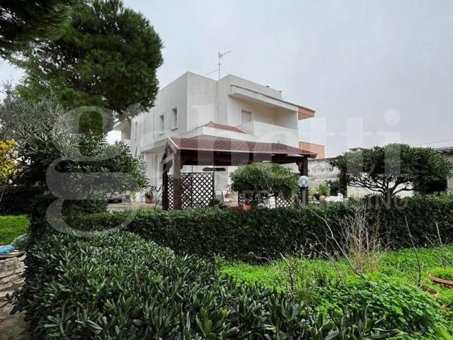 Villa Indipendente in vendita a Casale, Puglia