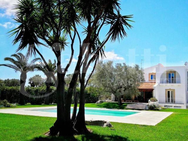 Villa Indipendente in vendita a Casale, Puglia