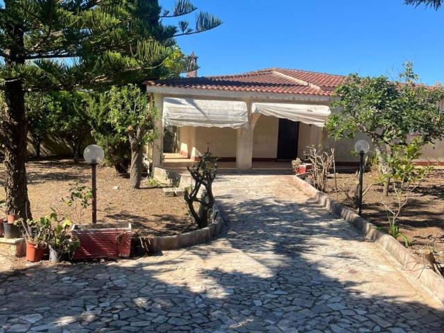 Villa Indipendente in vendita a Puglia, Brindisi