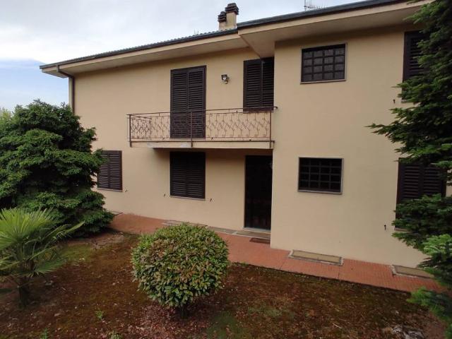 Villa Indipendente in vendita a Piemonte, Novara