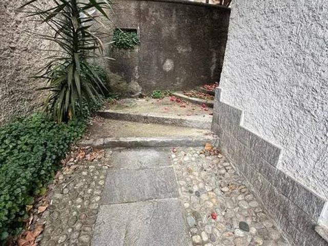 Villa Indipendente in vendita a Roggiano, Brissago Valtravaglia