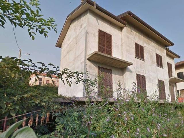Villa Indipendente in vendita a Vaccarezza Nuova, Brivio