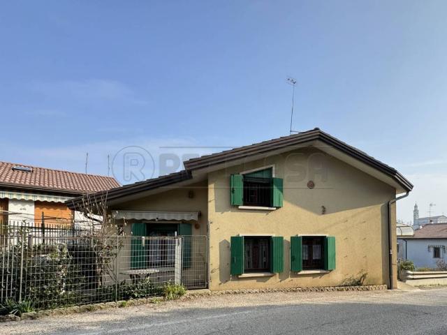 Villa Indipendente in vendita a Quargnenta, Brogliano