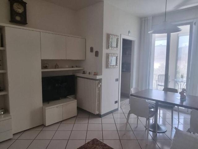 Villa Indipendente in vendita a Broni, Lombardia