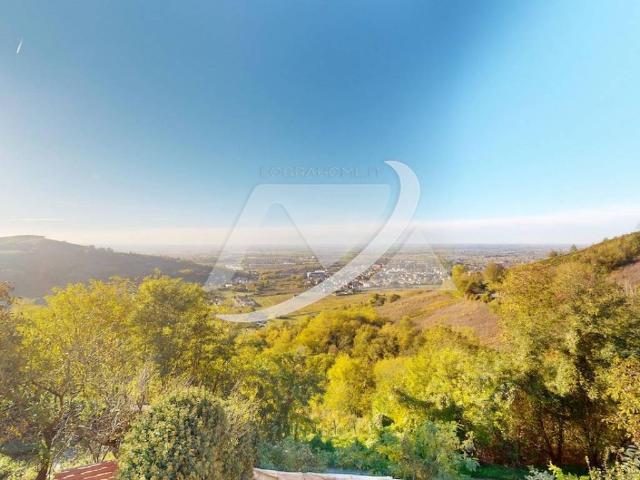 Villa Indipendente in vendita a Broni, Lombardia