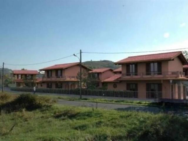Villa Indipendente in vendita a Broni, Lombardia