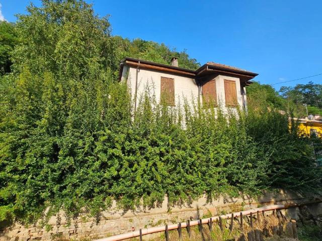 Villa Indipendente in vendita a Broni, Lombardia