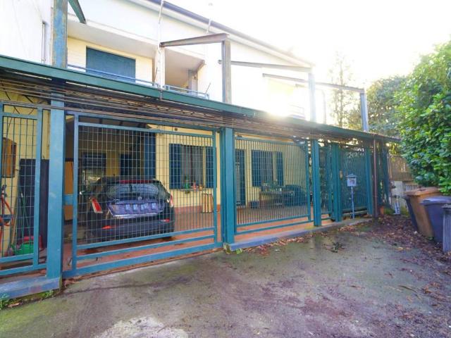 Villa Indipendente in vendita a Moncucco, Brugherio