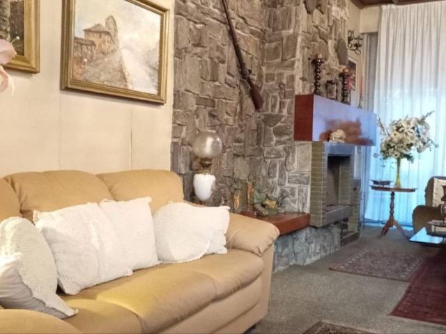 Villa Indipendente in vendita a Moncucco, Brugherio