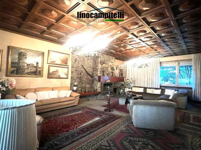 Villa Indipendente in vendita a Moncucco, Brugherio