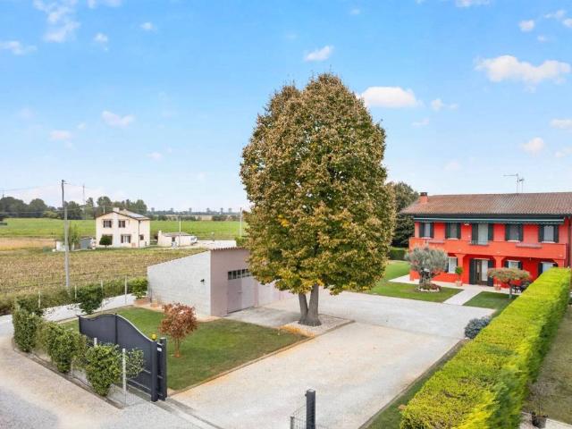 Villa Indipendente in vendita a Campagnola, Brugine