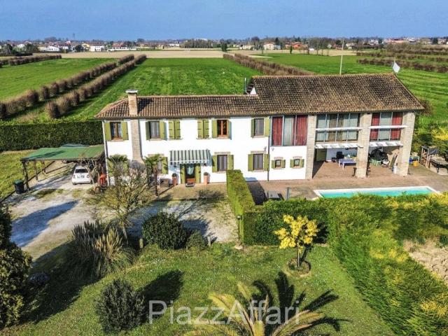 Villa Indipendente in vendita a Campagnola, Brugine