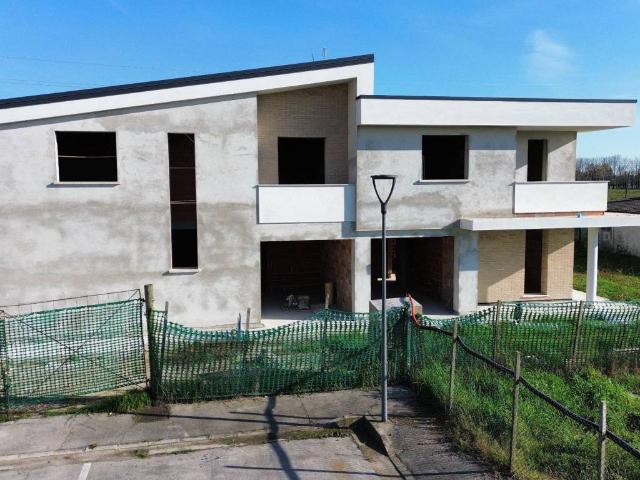 Villa Indipendente in vendita a Brugine, Veneto