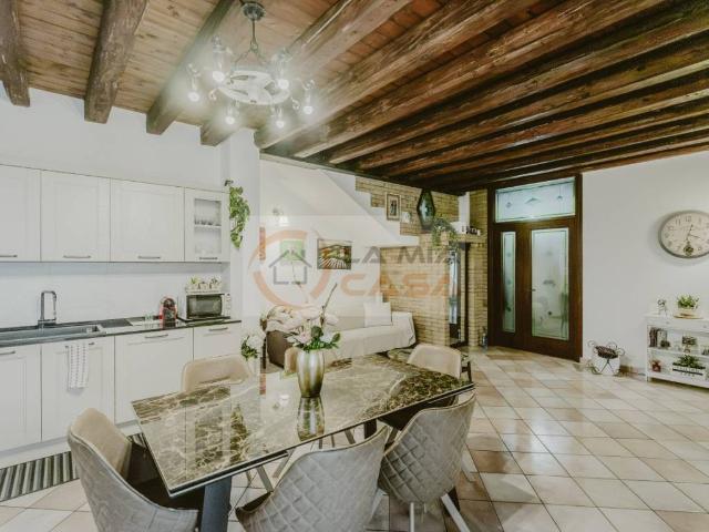 Villa Indipendente in vendita a Brugine, Padova