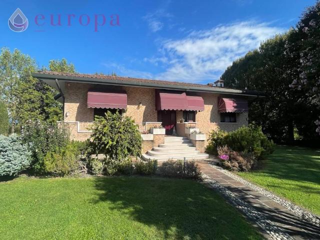 Villa Indipendente in vendita a Brugnera, Pordenone / Pordenon