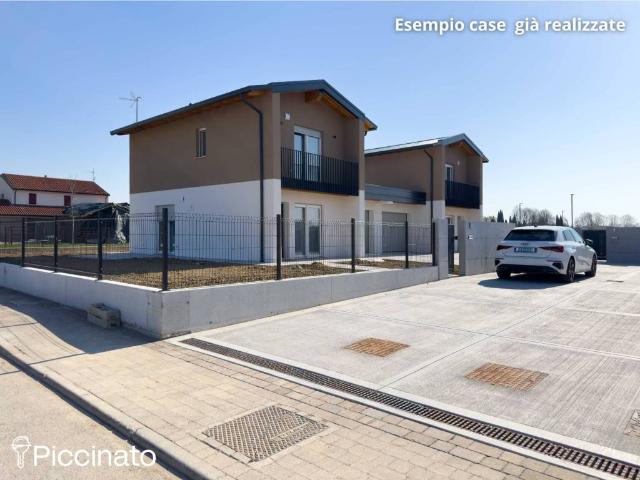 Villa Indipendente in vendita a Brugnera, Friuli-Venezia Giulia