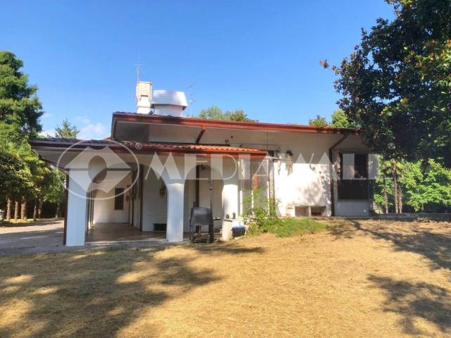 Villa Indipendente in vendita a Brugnera, Friuli-Venezia Giulia