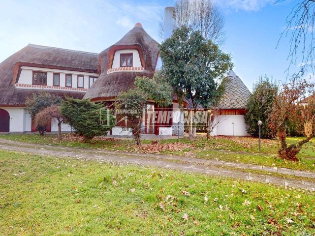 Villa Indipendente in vendita a Tetti Griglio, Piemonte