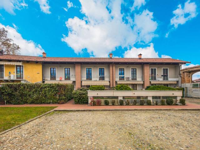 Villa Indipendente in vendita a Tetti Griglio, Piemonte