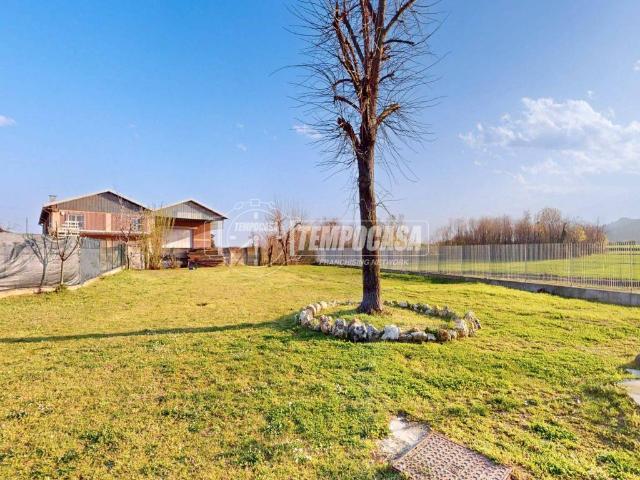 Villa Indipendente in vendita a Tetti Griglio, Piemonte