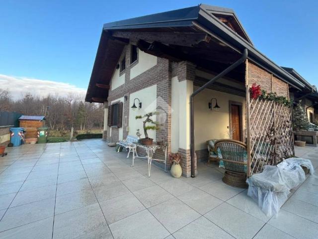 Villa Indipendente in vendita a Tetti Griglio, Piemonte