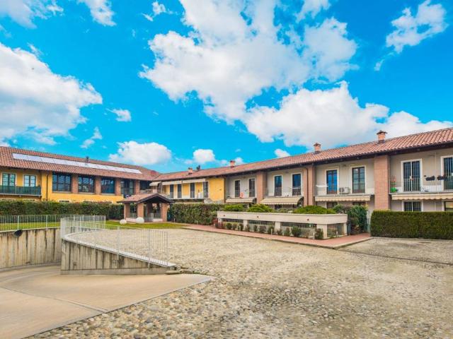 Villa Indipendente in vendita a Tetti Griglio, Piemonte