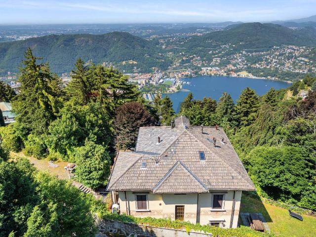Villa Indipendente in vendita a Brunate, Lombardia